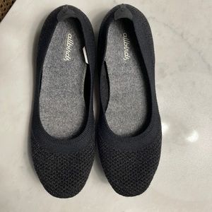 Allbirds Tree Breezers Dark Grey Heathered Black size W 7.5. Very light use.